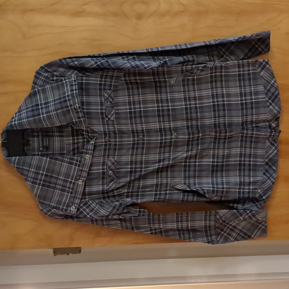 Exofficio snap front hiking shirt. Size small